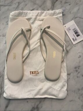 TKEES Riley Sandals- Cream